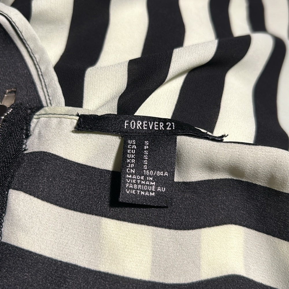 Forever 21 Striped Tank Top - Picture 7 of 8